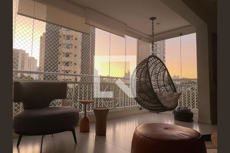 Entrada de apartamento à venda com 3 quartos, 143m² em Jardim Vila Mariana, São Paulo