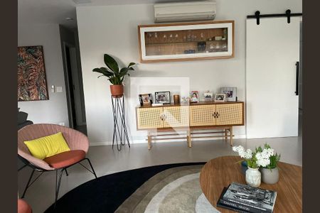 Sala de apartamento à venda com 3 quartos, 143m² em Jardim Vila Mariana, São Paulo