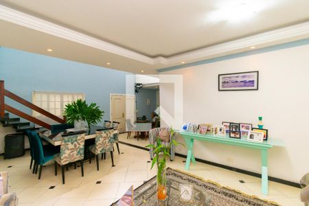 Sala de casa para alugar com 4 quartos, 500m² em Jardim Imperador (zona Leste), São Paulo