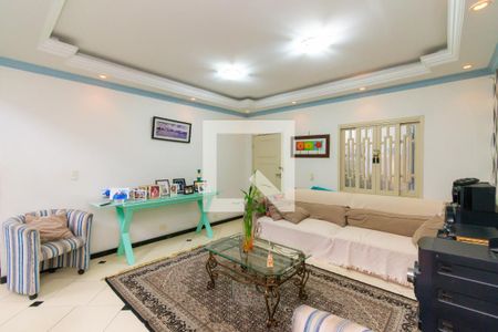 Sala de casa para alugar com 4 quartos, 500m² em Jardim Imperador (zona Leste), São Paulo