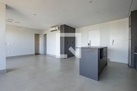 Sala/Cozinha de apartamento para alugar com 1 quarto, 71m² em Pinheiros, São Paulo