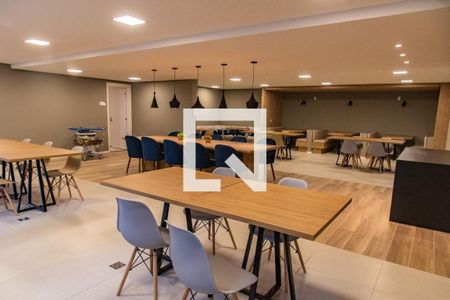 Apartamento à venda com 25m², 1 quarto e sem vaga Apartamento à venda com 25m², 1 quarto e sem vagaÁrea comum - Salão de festas