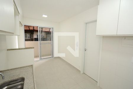 Sala/Cozinha de apartamento para alugar com 1 quarto, 28m² em Socorro, São Paulo