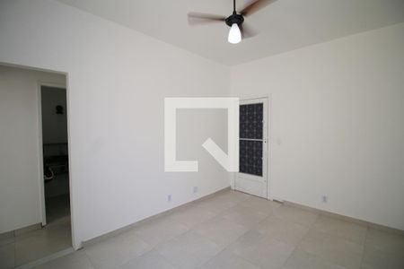 Sala de apartamento para alugar com 1 quarto, 60m² em Ramos, Rio de Janeiro