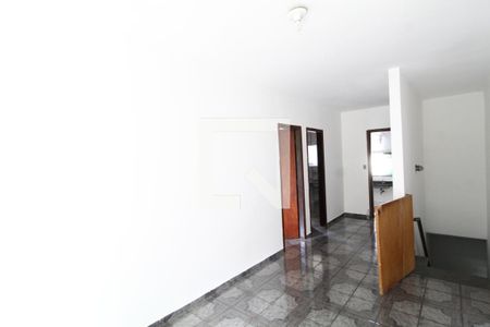 Sala de casa para alugar com 3 quartos, 100m² em Jardim das Palmeiras, Uberlândia