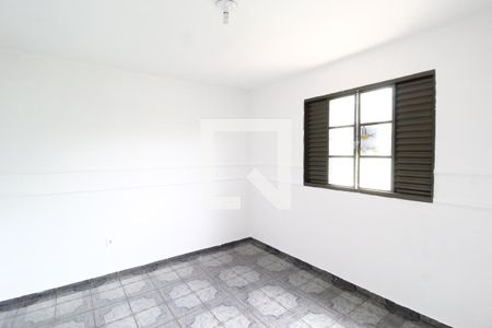 Quarto 1 de casa para alugar com 3 quartos, 100m² em Jardim das Palmeiras, Uberlândia