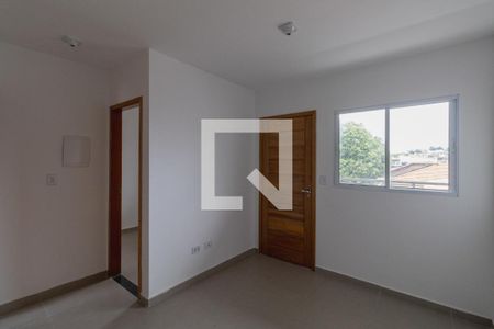 Sala/Cozinha/Área de Serviço  de apartamento para alugar com 2 quartos, 40m² em Vila Paranagua, São Paulo