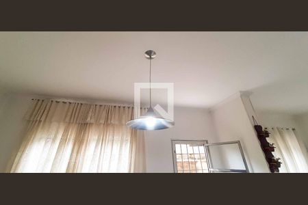 Sala de casa à venda com 4 quartos, 198m² em Jaguaribe, Osasco