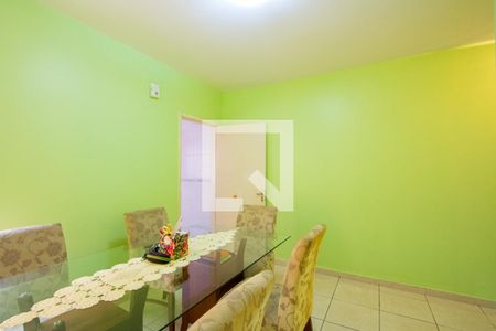 Sala de jantar de casa à venda com 3 quartos, 226m² em Vila Pires, Santo André