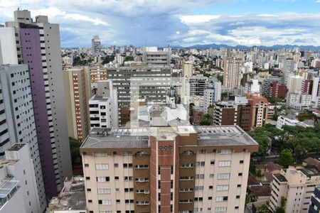 Vista da Varanda da Sala de apartamento para alugar com 1 quarto, 48m² em Bigorrilho, Curitiba