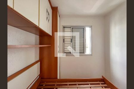 Quarto 2 de apartamento para alugar com 2 quartos, 50m² em Vila Cruz das Almas, São Paulo