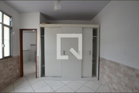 Quarto Suite de casa para alugar com 1 quarto, 32m² em Cascadura, Rio de Janeiro