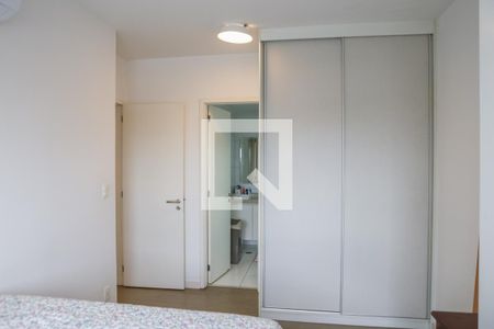 Suíte de apartamento à venda com 2 quartos, 67m² em Parque Industrial Tomas Edson, São Paulo