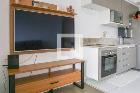 Sala de apartamento à venda com 2 quartos, 67m² em Parque Industrial Tomas Edson, São Paulo