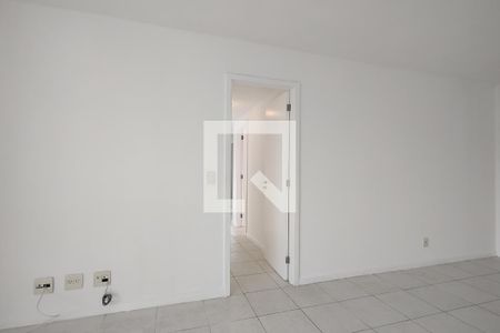 Sala de apartamento à venda com 4 quartos, 150m² em Barra da Tijuca, Rio de Janeiro