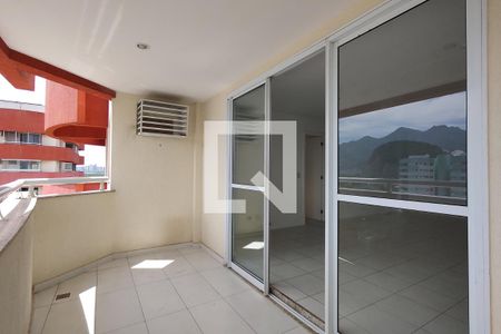 Varanda  de apartamento à venda com 4 quartos, 150m² em Barra da Tijuca, Rio de Janeiro