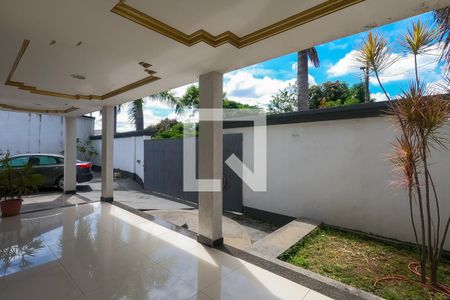 Vista da Sala de casa à venda com 4 quartos, 400m² em Ingá, Betim