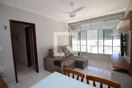 Sala de apartamento à venda com 2 quartos, 60m² em Olaria, Rio de Janeiro