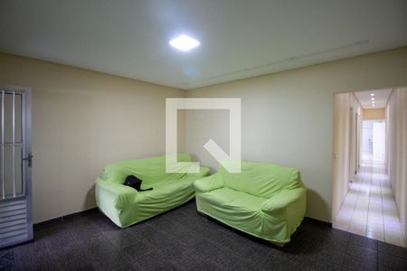 Sala de casa para alugar com 2 quartos, 170m² em Cidade Líder, São Paulo