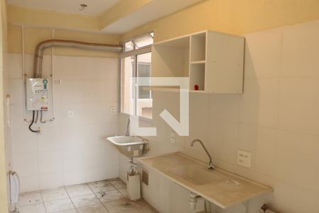 Sala/Cozinha de apartamento para alugar com 2 quartos, 60m² em Cerâmica, Nova Iguaçu