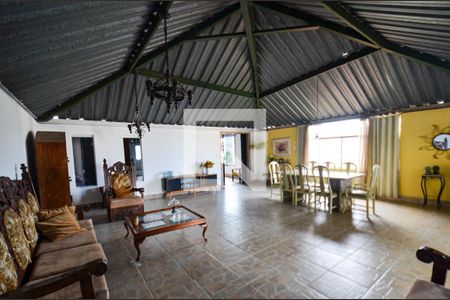 Sala de casa para alugar com 3 quartos, 300m² em Horto, Belo Horizonte