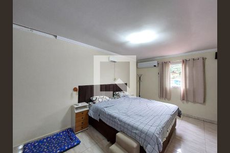 Quarto da Edícula de casa à venda com 3 quartos, 160m² em Interlagos, São Paulo