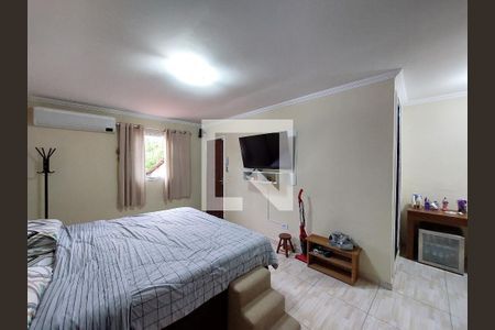 Quarto da Edícula de casa à venda com 3 quartos, 160m² em Interlagos, São Paulo