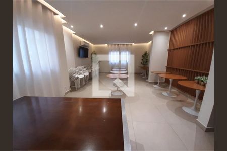 Apartamento à venda com 2 quartos, 52m² em Parque Peruche, São Paulo