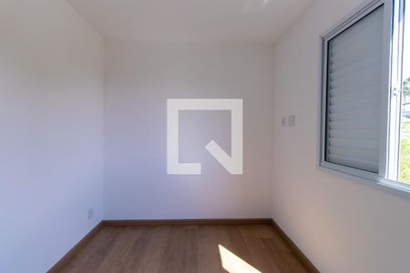 Quarto 1 de apartamento para alugar com 2 quartos, 48m² em Jardim Pioneira, Cotia