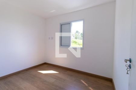 Quarto 1 de apartamento para alugar com 2 quartos, 48m² em Jardim Pioneira, Cotia