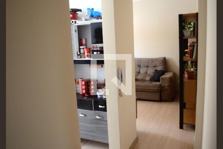 Entrada de apartamento à venda com 2 quartos, 58m² em Pousada Santo Antonio, Belo Horizonte