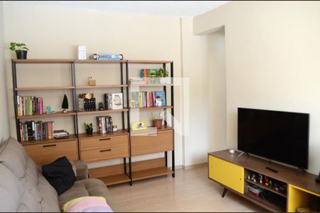 Sala de apartamento à venda com 2 quartos, 58m² em Pousada Santo Antonio, Belo Horizonte