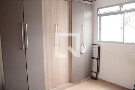 Quarto 2 de apartamento à venda com 2 quartos, 58m² em Pousada Santo Antonio, Belo Horizonte