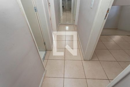 Corredor  de apartamento para alugar com 3 quartos, 60m² em Jardim Borborema, São Bernardo do Campo