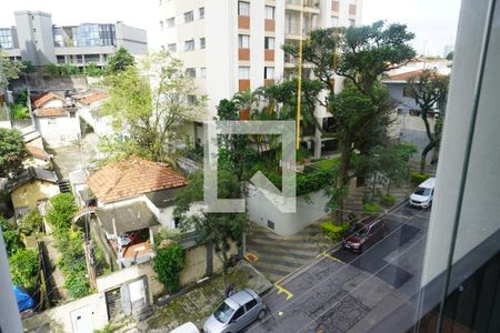 Varanda de kitnet/studio para alugar com 1 quarto, 26m² em Cerqueira César, São Paulo