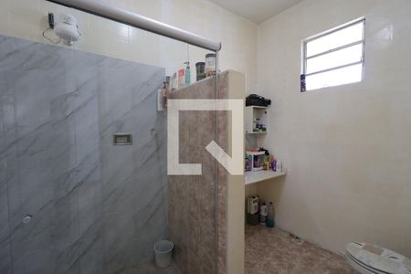 Banheiro de casa à venda com 1 quarto, 300m² em Quintino Bocaiúva, Rio de Janeiro