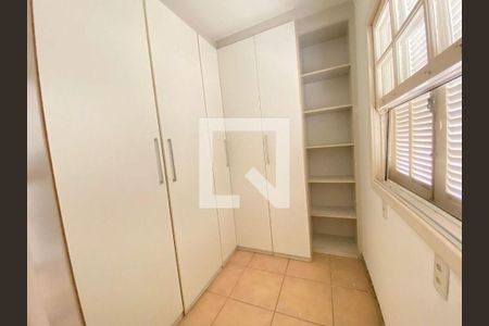 Casa à venda com 3 quartos, 165m² em Piratininga, Niterói