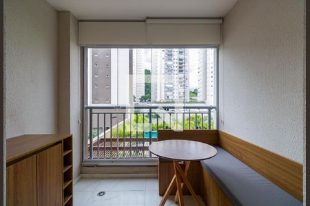 Varanda da Sala de apartamento para alugar com 1 quarto, 25m² em Vila Andrade, São Paulo