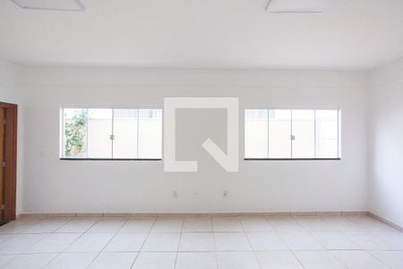 Sala de casa de condomínio para alugar com 3 quartos, 220m² em Jardim Inconfidência, Uberlândia