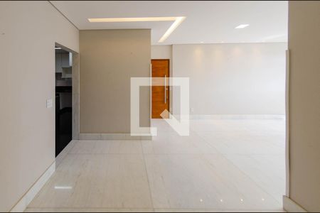 Sala de apartamento à venda com 4 quartos, 120m² em Grajaú, Belo Horizonte