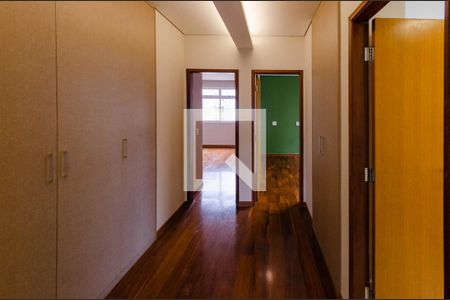 Apartamento à venda com 4 quartos, 120m² em Grajaú, Belo Horizonte