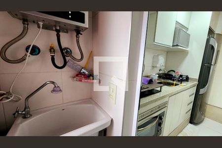 Cozinha e Área de Serviço de apartamento à venda com 2 quartos, 61m² em Parque Uniao, Jundiaí