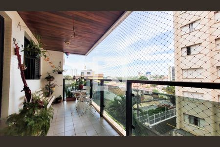 Varanda da Sala de apartamento à venda com 3 quartos, 127m² em Cambuí, Campinas