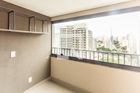 Varanda  de apartamento para alugar com 1 quarto, 32m² em Moema, São Paulo