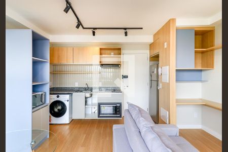 Sala de apartamento para alugar com 1 quarto, 38m² em Santo Amaro, São Paulo