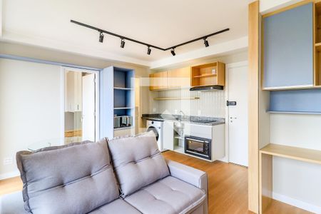 Sala de apartamento para alugar com 1 quarto, 38m² em Santo Amaro, São Paulo