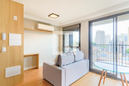 Sala de apartamento para alugar com 1 quarto, 38m² em Santo Amaro, São Paulo