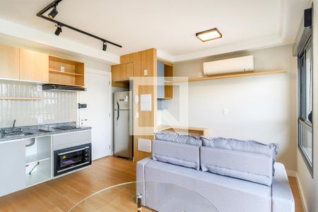 Sala de apartamento para alugar com 1 quarto, 38m² em Santo Amaro, São Paulo