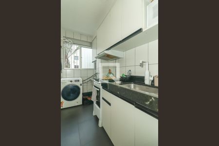 Cozinha de apartamento à venda com 1 quarto, 42m² em Jardim Dona Leopoldina, Porto Alegre