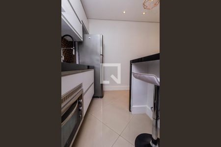 Sala, Cozinha e Área de Serviço de apartamento para alugar com 1 quarto, 27m² em Penha de França, São Paulo